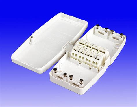 4 downlight junction box|hager maintenance free junction box.